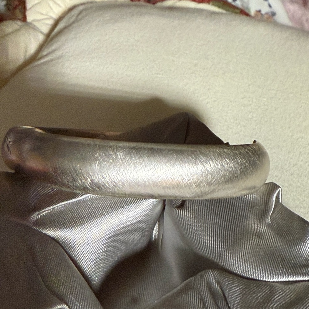 Engraved Silver Bangle Bracelet - Picture 4 of 9